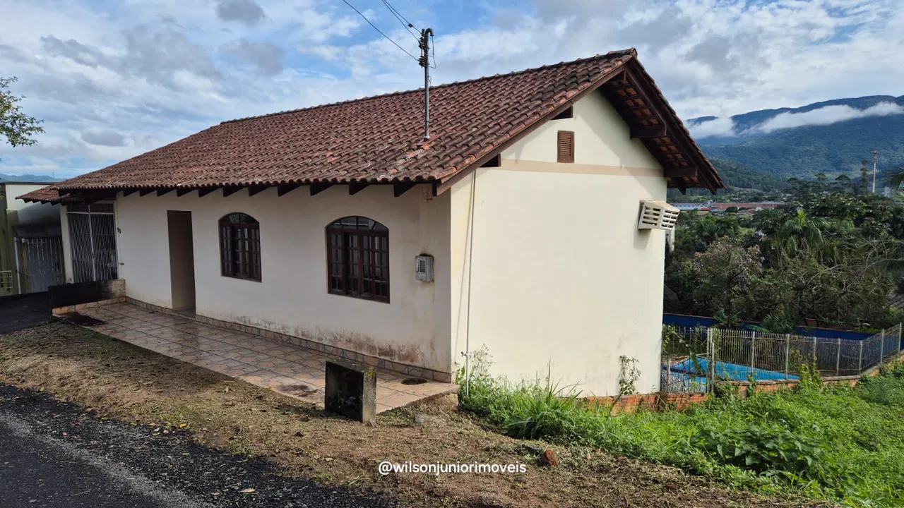 Casa, 4 quartos, 120 m² - Foto 1